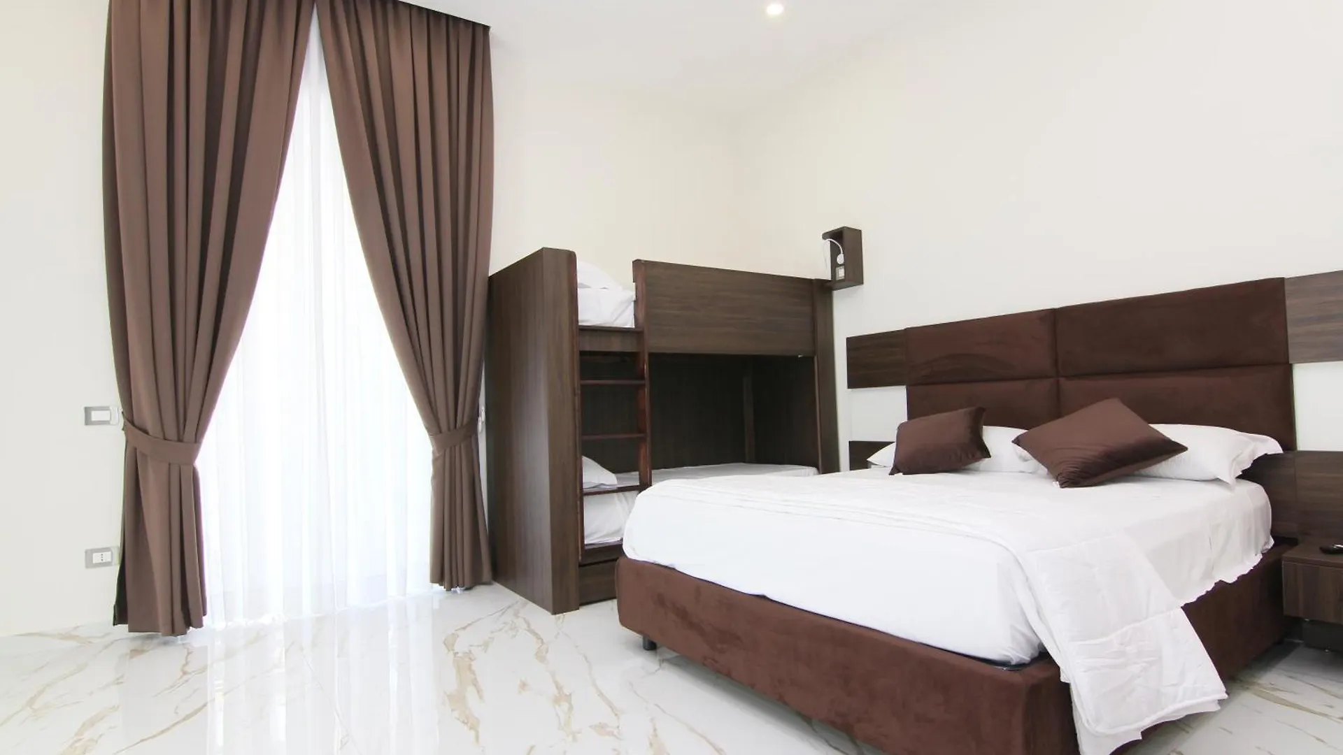 Auroom Neapel Hotel