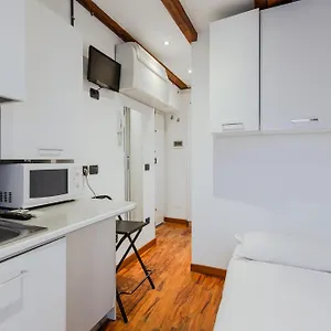 Sant Ambrogio Lovely Flat Apartamento Milán